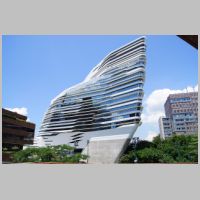 Innovation Tower, Hongkong, photo Sebastian Wallroth, Wikipedia.JPG